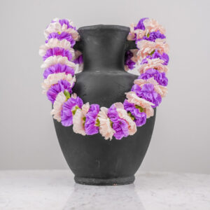 Lei | Carnation